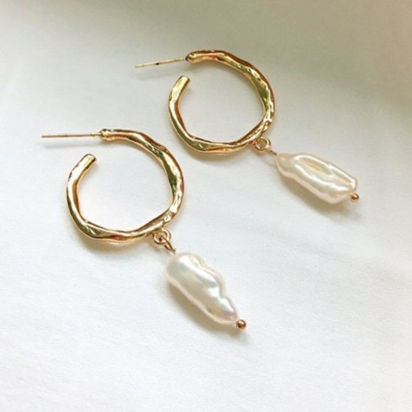 Geometric Shell Pearl Earrings ZB1094791 - Picture 5 of 6